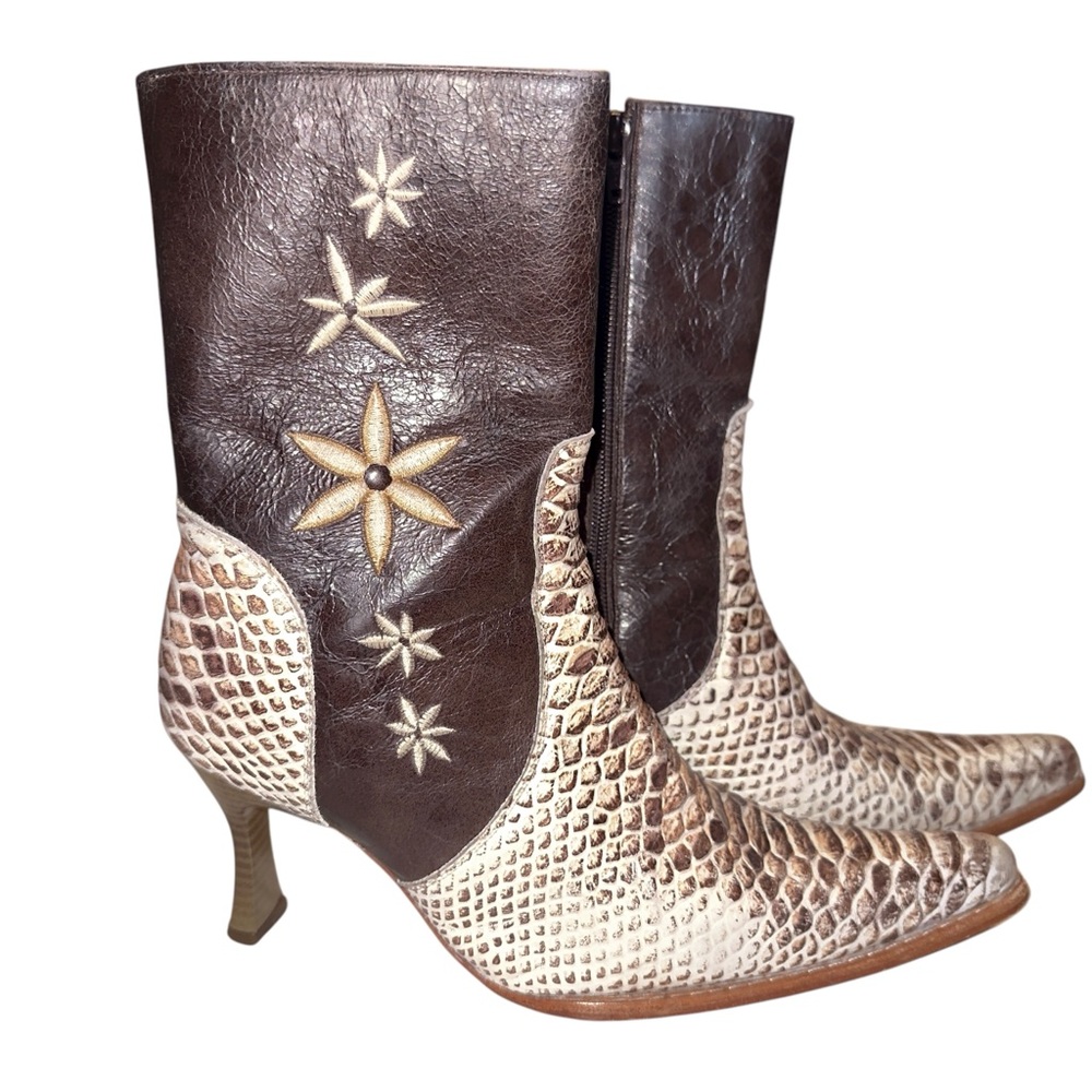 El Canelo Snakeskin Leather Embossed Western Boots Giddy Up Heeled Pointed Toe